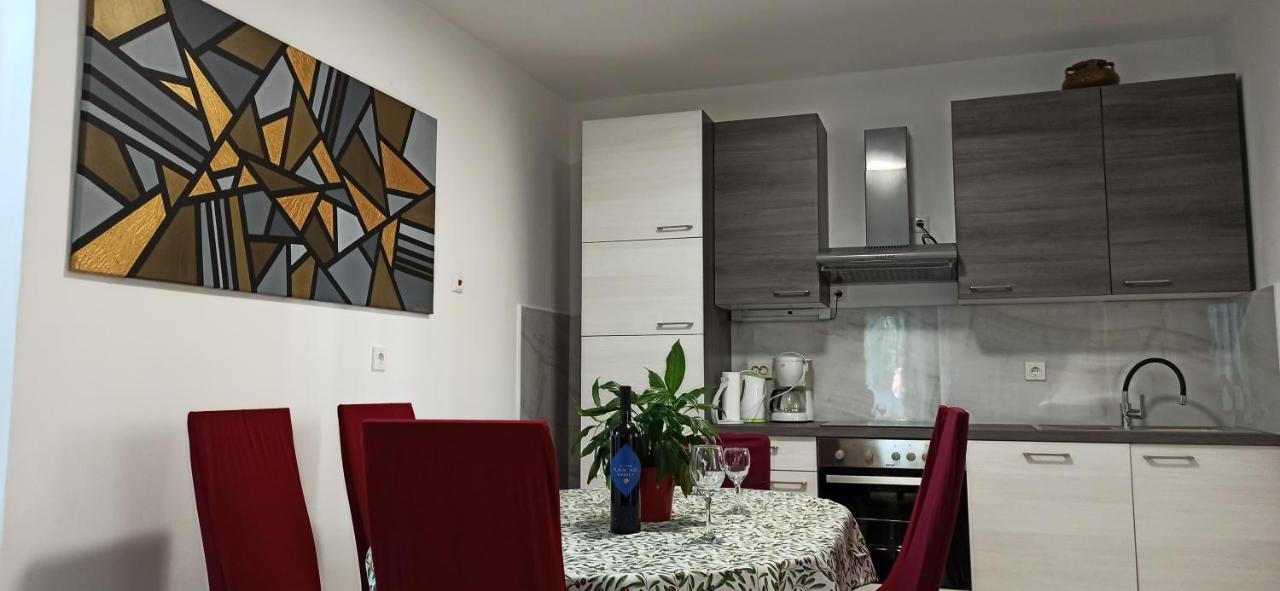 Apartments Desa Petric Χβαρ Εξωτερικό φωτογραφία